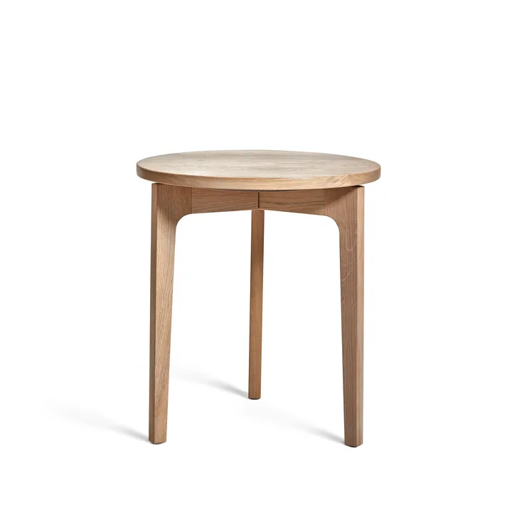 Höllviken side table - oak white pigmented - Mavis
